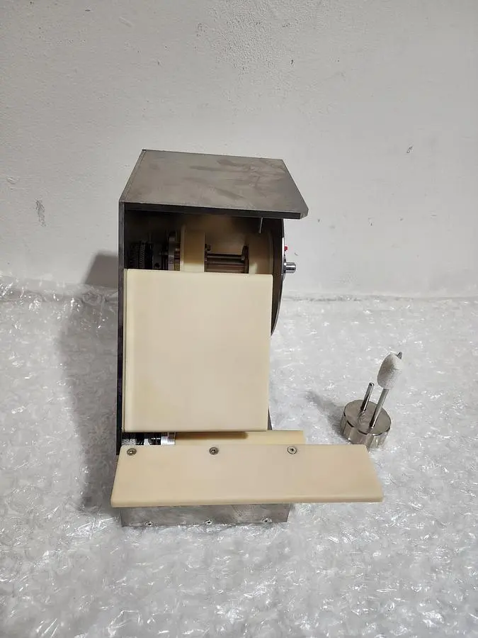 WORLD WIDE ACQUISITION AND SALES TAPE DISPENSER 06-333-HIT