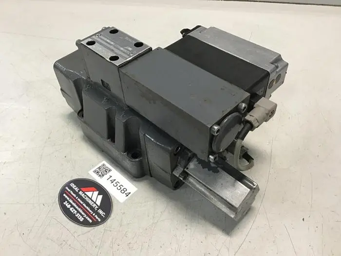 Used BOSCH 0 811 404 614 Valves/Fittings Michigan US | Ideal Machinery #574206