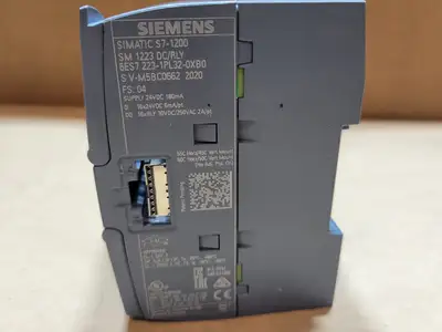 USED SIEMENS 6ES7223-1PL32-0XB0