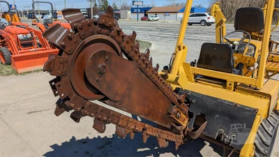 USED 2004 VERMEER RT450