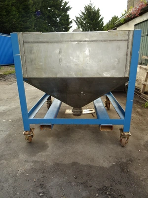 1.19 Cu.M. S/S Portable Hopper