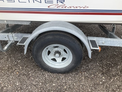USED 1993 BAYLINER CLASSIC