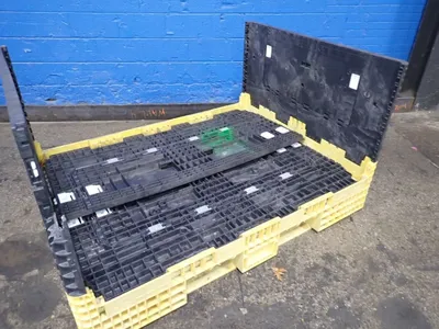 Collapsible Bulk Container