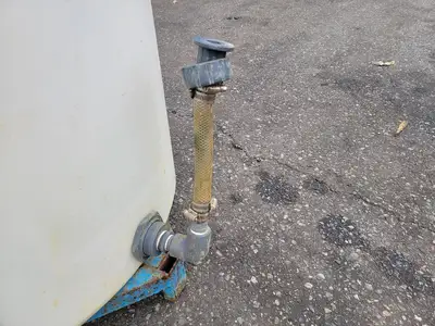 Plastic Tank w/ Fittings