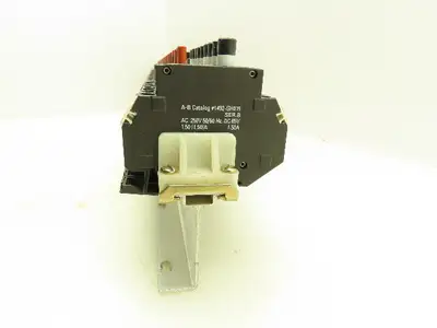 Allen Bradley 1492-GH015 Din Rail 1.5A Circuit Breaker Ser B 250V Lot of 57