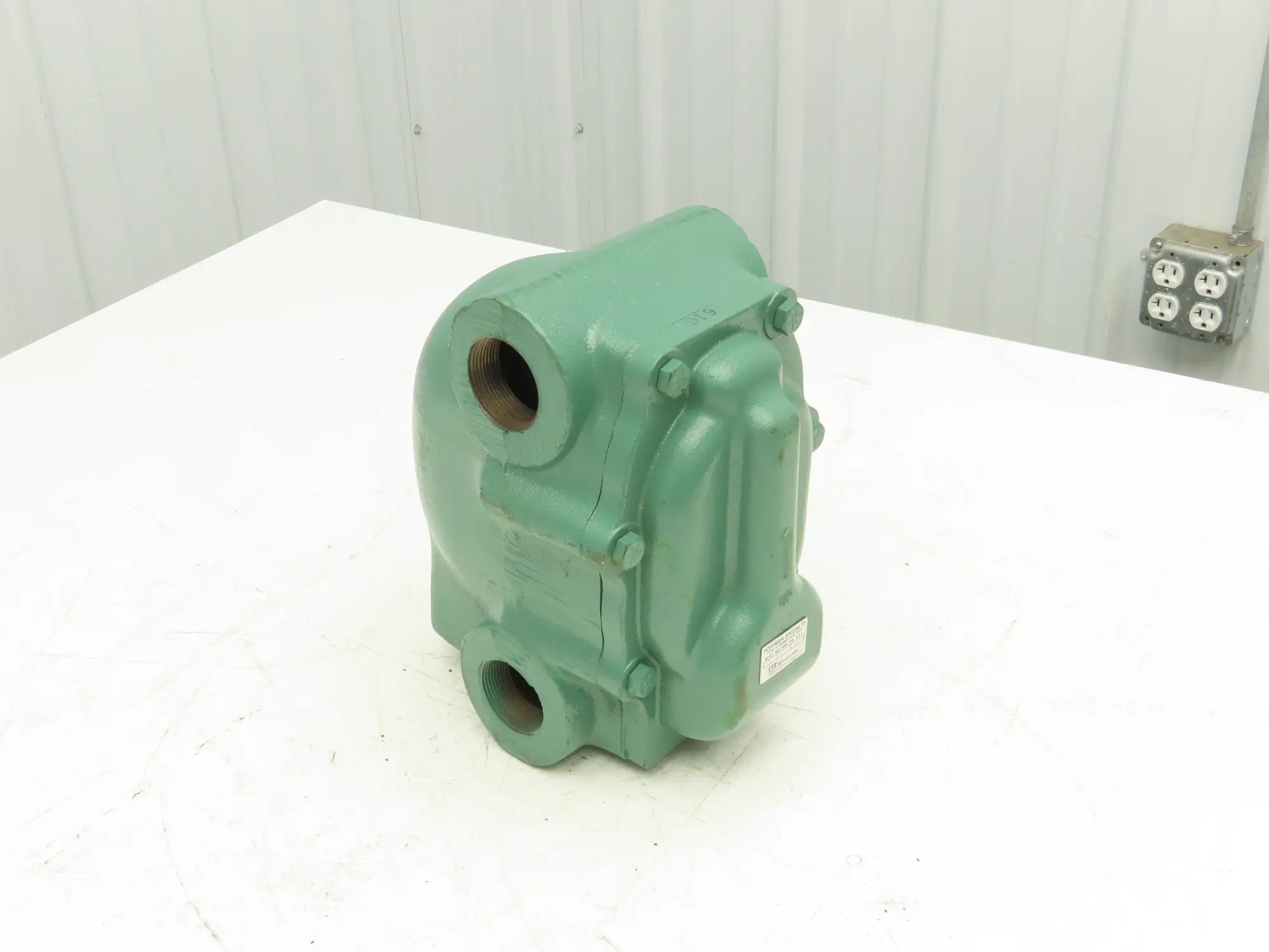 Hoffman Specialty 552 Float & Thermostat Steam Trap 1-1/2" NPT 125 PSI