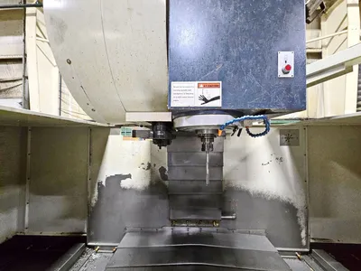 2004 TAKUMI V22 Vertical Machining Centers | CNCsurplus (2)