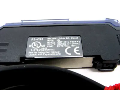 NEW KEYENCE FS-V33 PHOTOELECTRIC AMPLIFIER FSV33