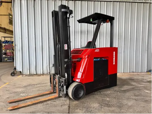 Used 2014 RAYMOND 425-C50TT 3-Wheel Stand up Electric Counterbalance Forklifts Pennsylvania US | National Lift Equipment #1382161