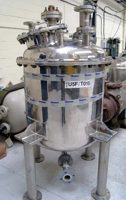 _UNKNOWN_ 250 Litre Tanks SS Europe 0-4,999 Litres | Perry Equipment (1)