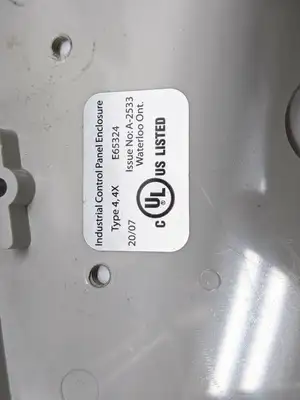 E65324 | Hammond  ABS Clear Poly Lid Enclosure 6.5"x4"x3" - Used