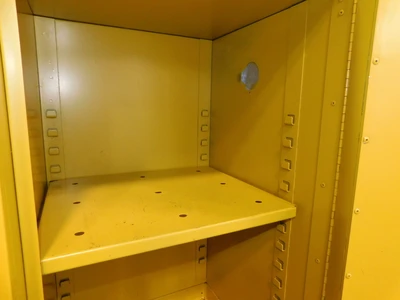 USED PRTOTECTOSEAL 12 GALLON