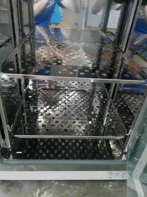 Used _UNKNOWN_ _UNKNOWN_ Thermostatic Incubators California US | R&D Laboratory Equipment #1366686