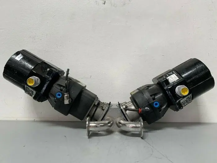 Used 2 ITT SHEROTEC 3-WAY STAINLESS STEEL VALVE W/ POSITION MONITORS & 2" FITTINGS Valves/Fittings California US | Equipment Lab #485381