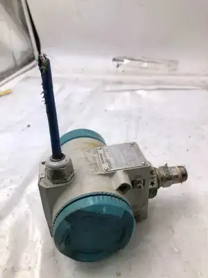 Siemens 7MF4234-1HC60-1AC6-Z Pressure Transmitter / Sensor 9-32VDC -45-1450PSI