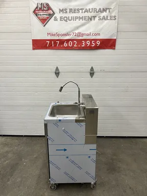 Hybrid 684 Hands Free Portable Sink NEW