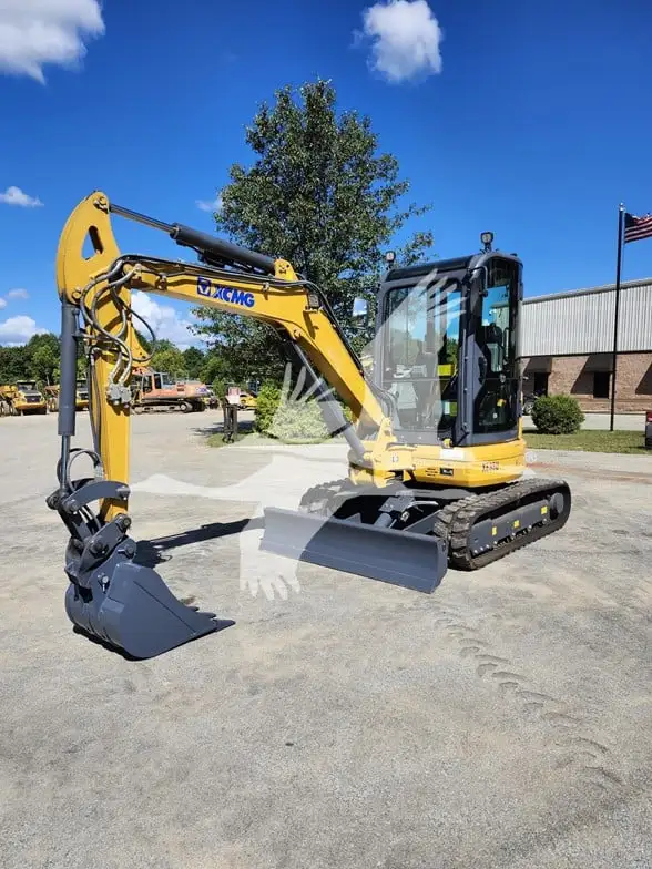 USED 2023 XCMG XE35U