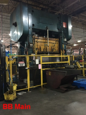 1989 BROWN & BOGGS SS2-400-96-48 Straight Side Double Crank Press | Universal Press & Machinery (UPM) (1)