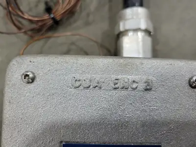 USED THERMON R3C-0120-DP