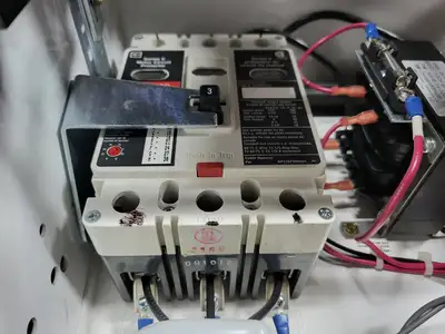 1 hp, 600V, 3A, 3-Ph FVNR Starter Size 1 Bucket for Freedom 2100 MCC Frame