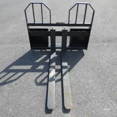 New | in-Stock 2026 ZIMMERMAN 48 Pallet Forks Pennsylvania US | Zimmerman Farm Service #1410408