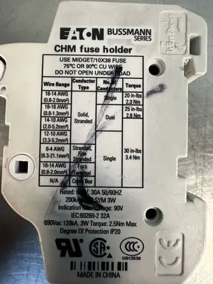 Eaton Bussmann CHM 32A 600V 3 Poles Fuse Holder CHM32A W/ fuse FNQ-8 (7.3.3)
