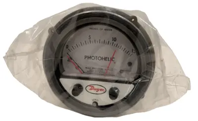 NEW DWYER A3015 PHOTOHELIC PRESSURE GAUGE SWITCH