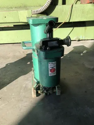 USED LGH 25 TON JACK