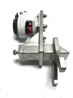 WM WMI-100 Heavy-Duty Leveling Caster