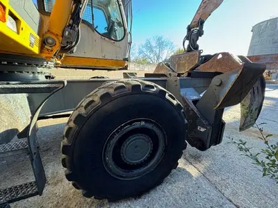 USED 2012 LIEBHERR A934CHD LITRONIC
