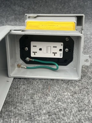 Used Hubbell HBLPOB1D Electrical Boxes California US | Davliegogo LLC #1705726
