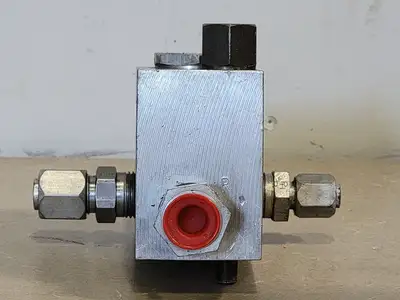 USED FLUID CONTROLS, INC 1A12-F4-40S