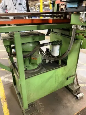 USED 2016 INNOVO NOT PROVIDED