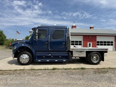Used 2016 FREIGHTLINER SPORT CHASSIS FLATBED Flatbed Trucks Minnesota US | Carco Truck & Equipment #1514015