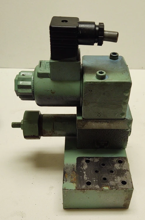Used Yuken MBA-01-C-30 Valves/Fittings Kentucky US | Edwards Industrial Repair #1014798