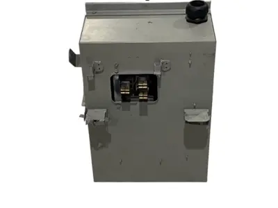 Used Square D Fusible Bus Plug-In Unit, I-Line, 3-Pole, 3-Fuse, 600VAC, 200A Bus Bars & Plugs Michigan US | Maverick Industrial Sales #1441683