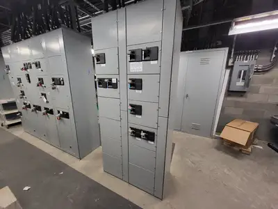 Five Star Double-Sided Motor Control Center (MCC), 600V max., 1000A