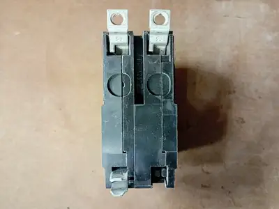 Used SQUARE D QO215 Switchgears British Columbia CA | Lenmark #1438677