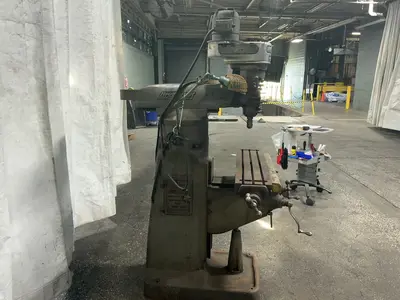 Used BRIDGEPORT 5071 Vertical Mills Ohio US | HGR 24 #1186200