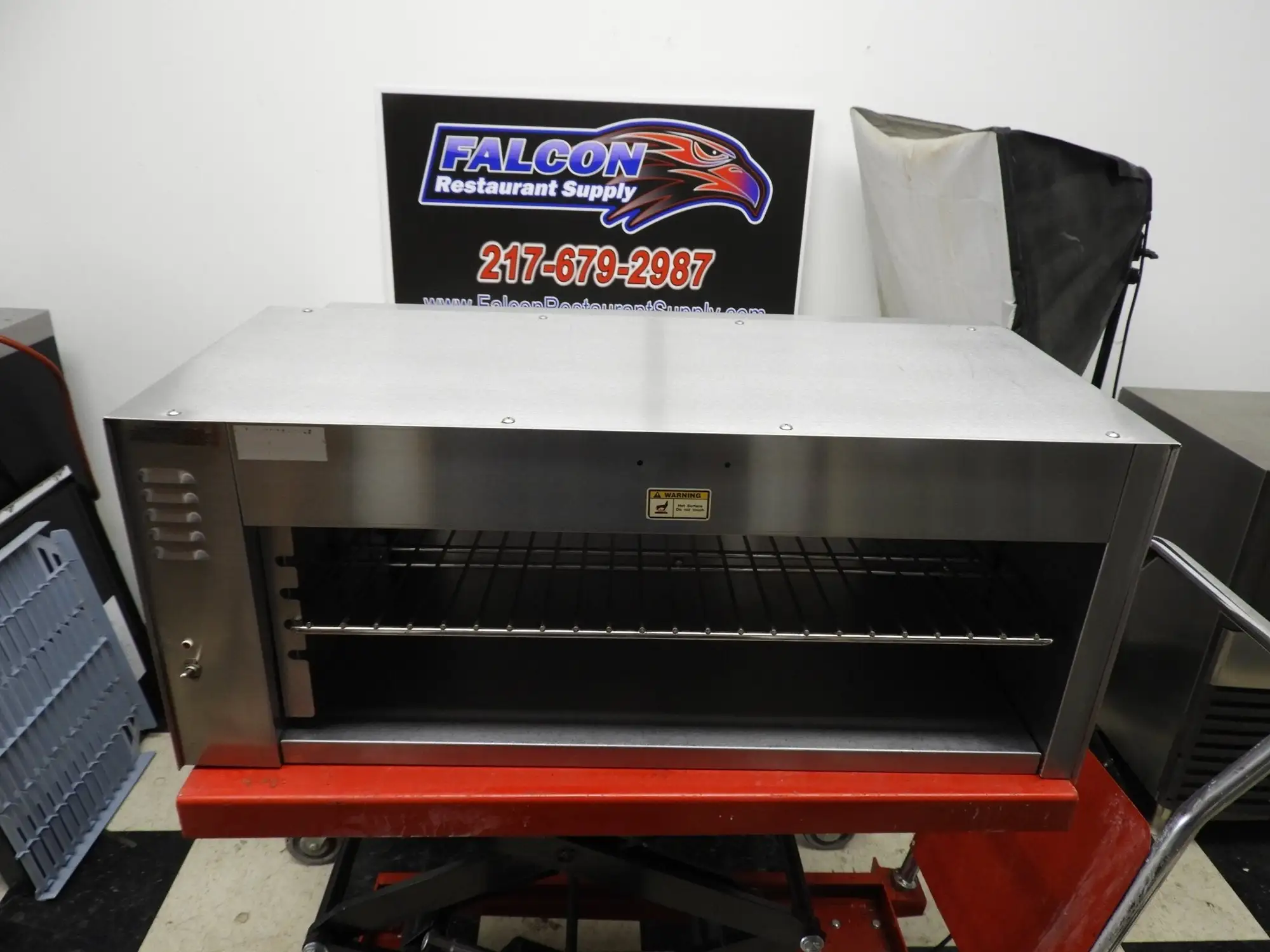 New | in-Stock APW Wyott Used APW Wyott CMC-36 36 1/2" Countertop Cheese Melter New Elements - 208V Salamanders & Cheese Melters Illinois US | Falcon Restaurant Supply #1376472