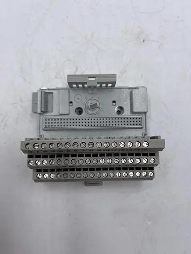 Used ALLEN-BRADLEY ALLEN-BRADLEY 1794-TB3 SER A PLC Input & Output | ND Industrial Surplus #1214874