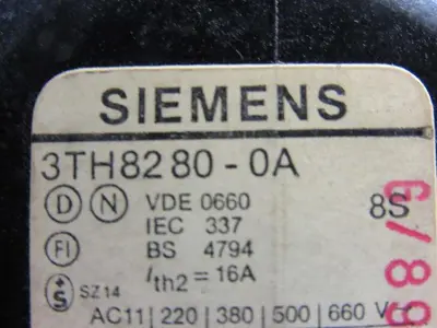 Siemens 3TH8280-0A AC 600V  Contactor 220V Coil 8 N.O. Contacts
