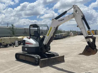 2018 BOBCAT E50 9,500-24,999 Lb Mini Excavators | Steam Well LLC (3)