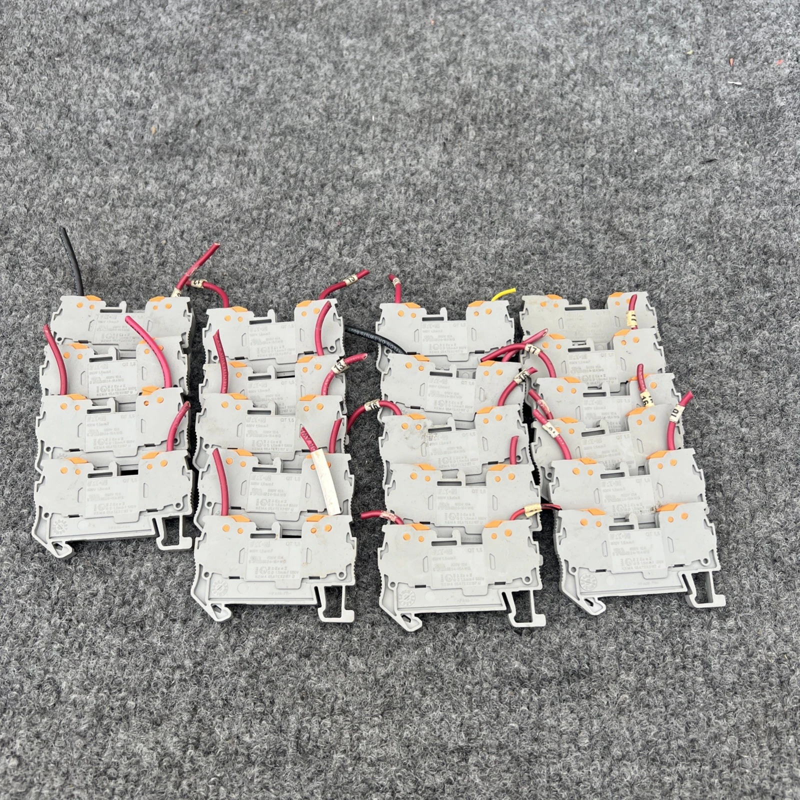 Used Eaton ["QT1.5", "QT 1,5"] Terminal Blocks California US | Davliegogo LLC #1705856