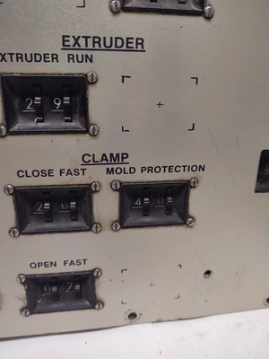USED CINCINNATI MILACRON 3-531-3723A