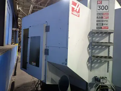 USED 2004 HAAS EC300