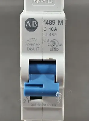 Allen Bradley 1489-M1C100 Ser D. Circuit Breaker. 4E-24