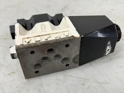 USED TOKIMEC DG4VS-5-0A-M-P7L-H-7-40
