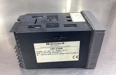 HONEYWELL CONTROLLER DC330B-C0-000-20-000000-00-0 90-250VAC 5B-33