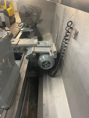 LEBLOND 24" REGAL GAP BED Engine Lathes | PM Machines (10)